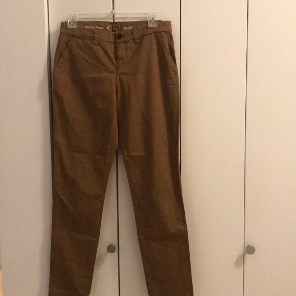 Khakis pants